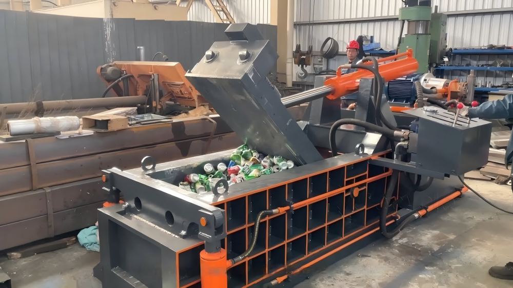Aluminum Cans and Extrusion Baler Processing