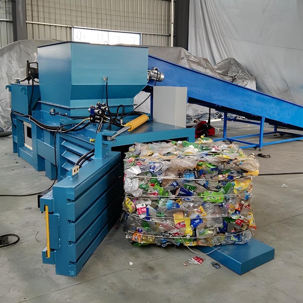 High-performance horizontal plastic baling machine
