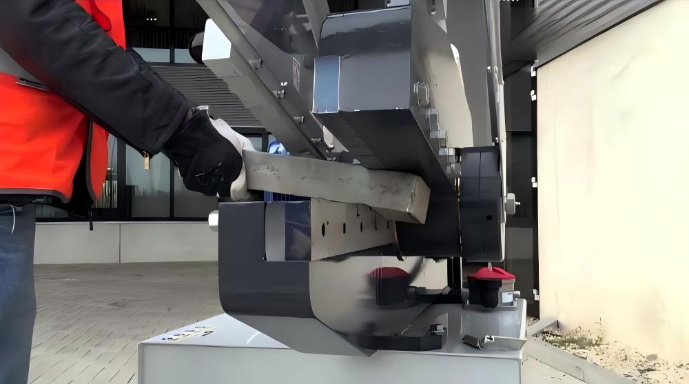 Top Factors to Consider when buying an alligator shear