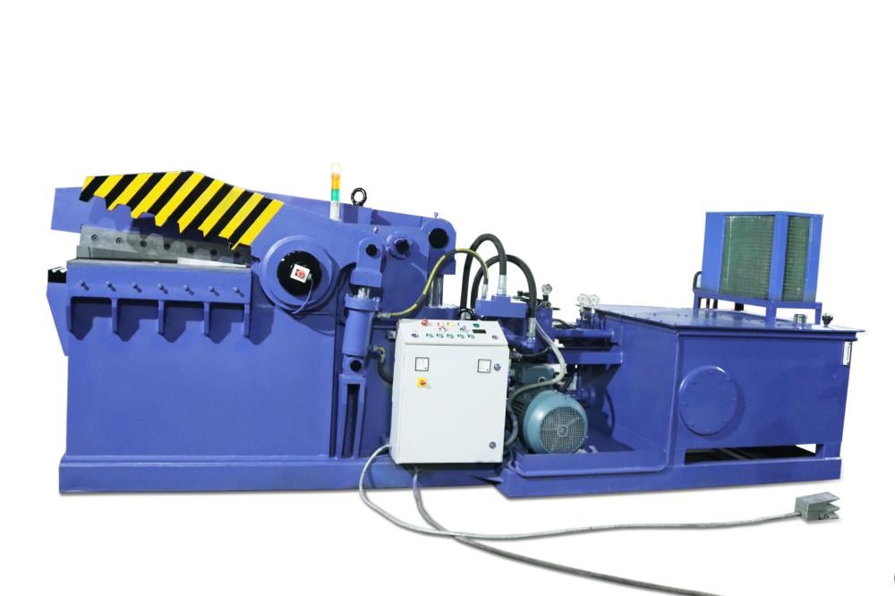 Industrial Alligator Shear in Operation