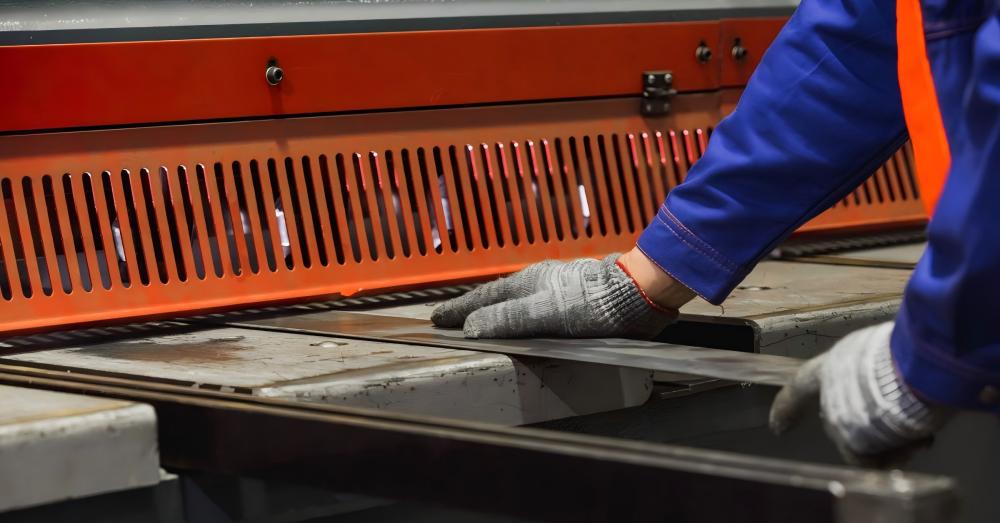 Hydraulic Guillotine Shear for Precision Metal Cutting
