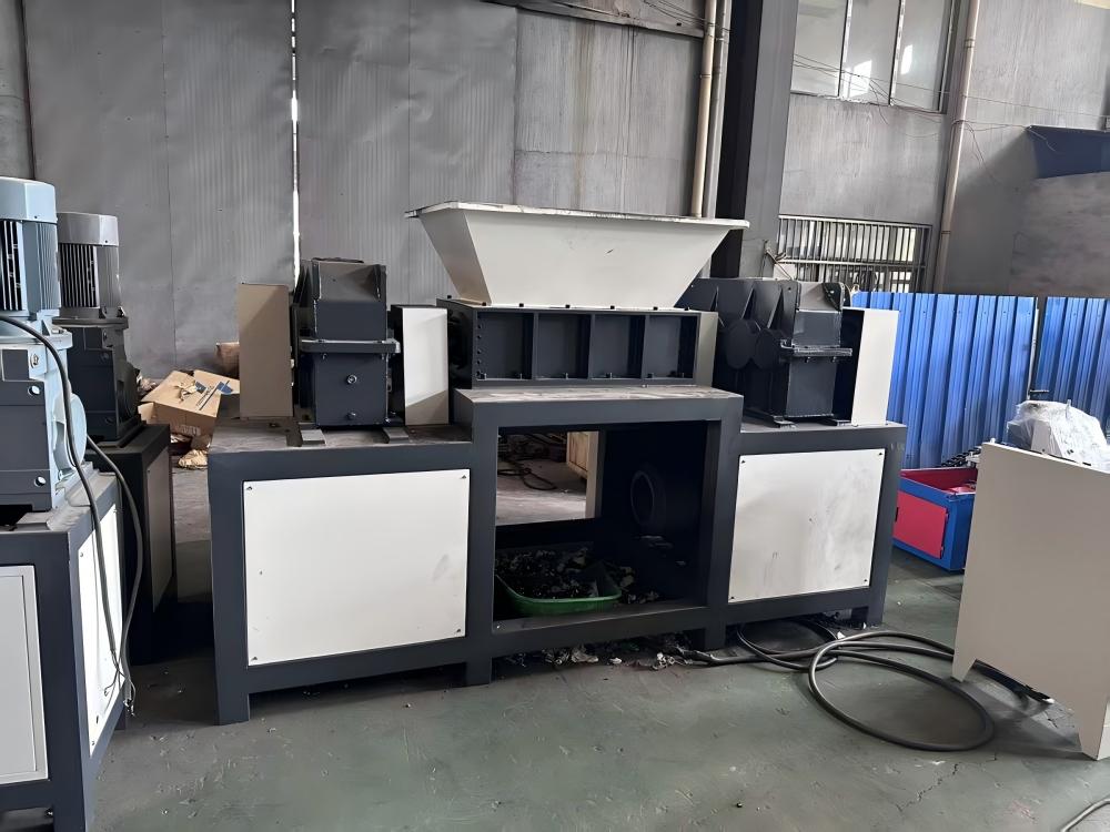 Shredded Material Output