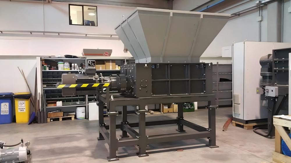 Four-Shaft Shredder Price Guide: What Affects Cost and Performance image 1