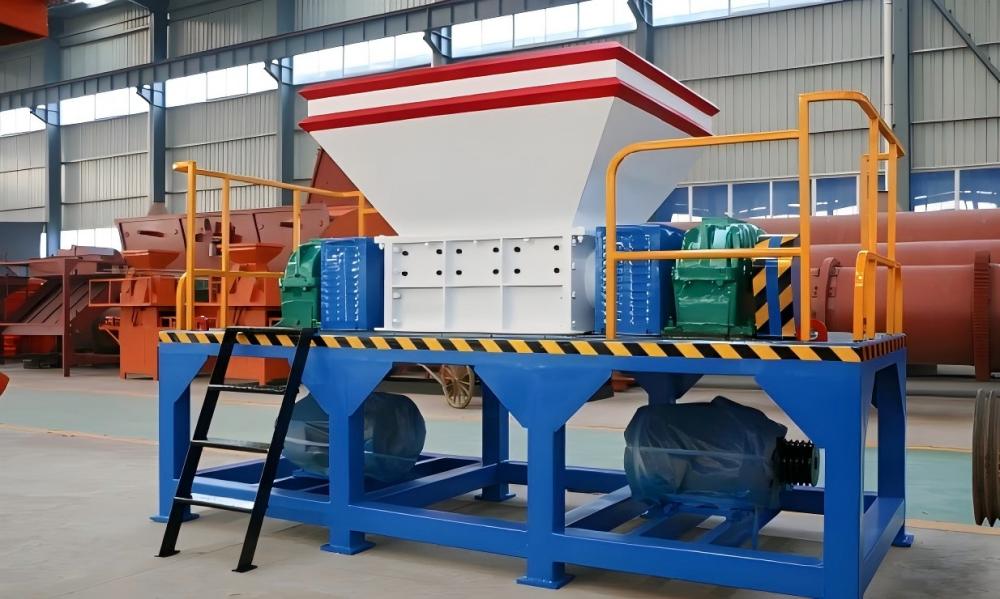 Double-Shaft Shredder Blade and Shaft Assembly